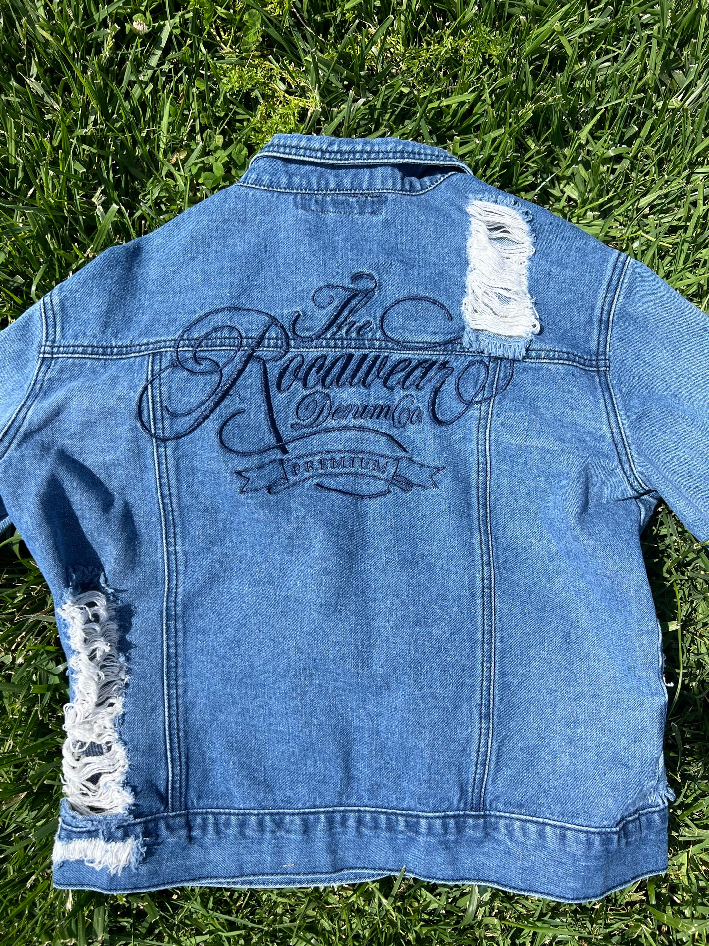 ROCAWEAR DENIM JACKET